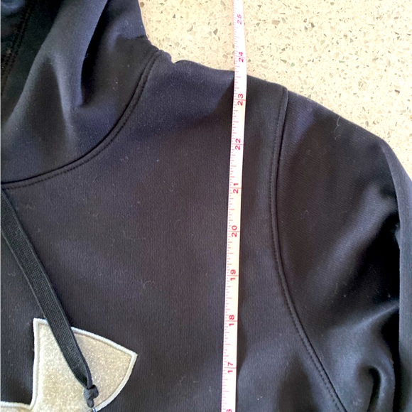 Black Under Armor Hoodie - Picture 7 of 10